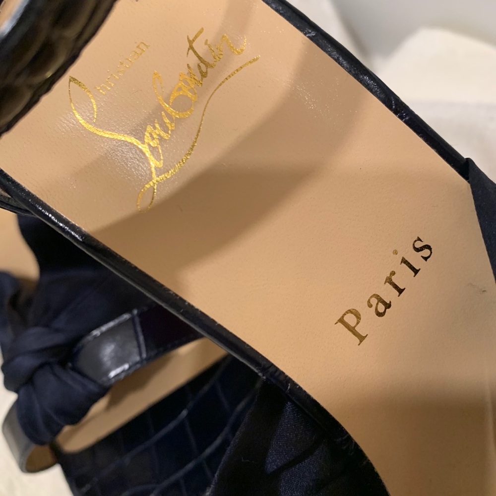Christian Louboutin navy blue - Picture 11 of 16